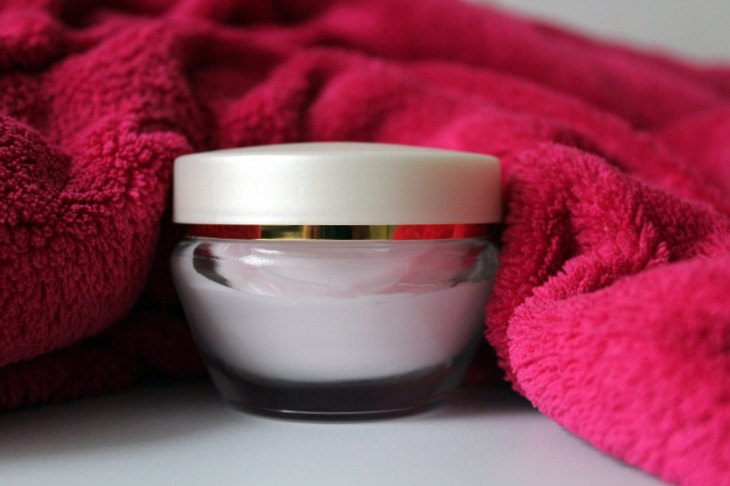 esthetique-LA ROQUE EN PROVENCE-min_cream-2817325